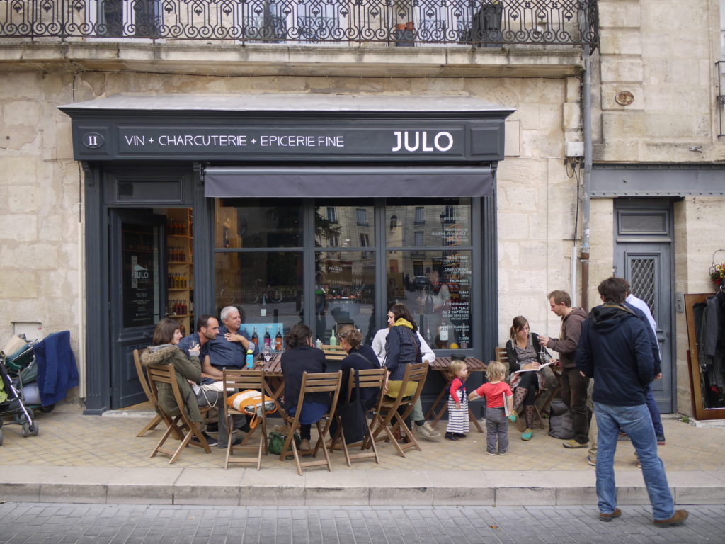 Julo Bordeaux Bar à vin à SaintMichel