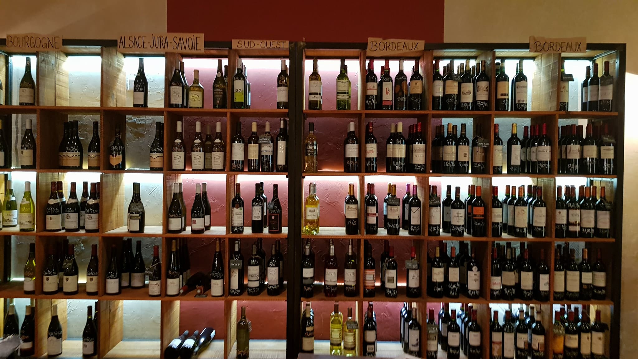 Wine More Time Bordeaux Bar à vin Bordeaux Burdivino