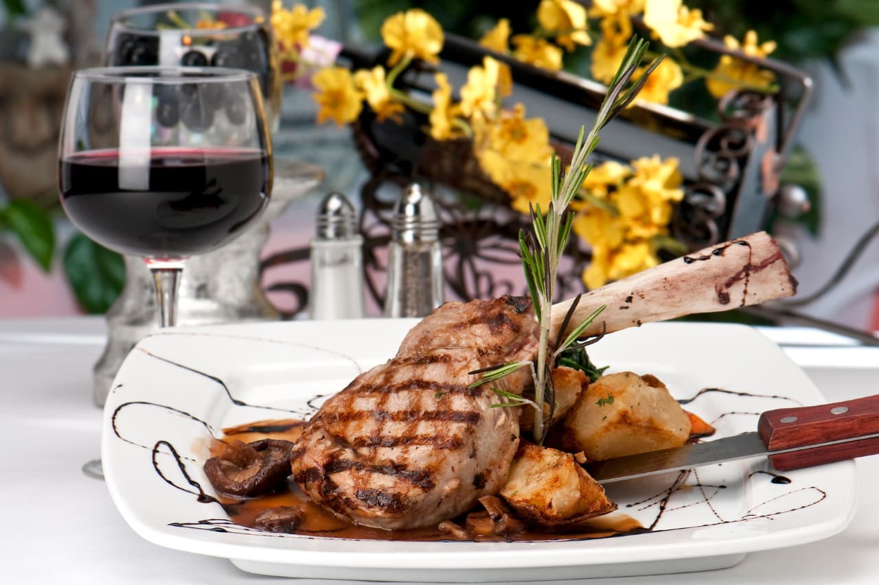 Comment choisir son vin avec une côte de veau Comment choisir son vin avec une côte de veau