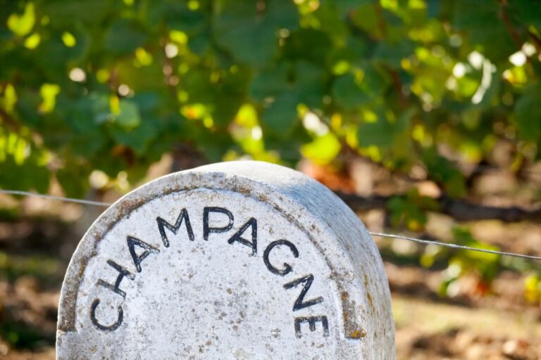 Liqueur de tirage et liqueur d&rsquo;expédition : deux ajouts, deux rôles